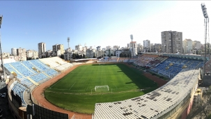 Adana 5 Ocak Stadı yıkılıyor! Tarihi statta yıkım başladı! Adana'nın hafızası tarih oluyor!