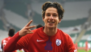 Enis Destan kimdir? Enis Destan kaç yaşında? Futbolcu Enis Destan hayatı ve biyografisi!