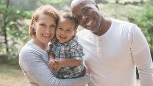 Kitle iletişim araçlarının aile mahremiyetine etkileri neler? Kitle iletişim aygıtları mahremiyete nasıl etki ediyor ve zarar veriyor?