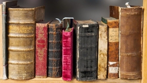 Ortaçağ tarihi kitap tavsiyeleri! Ortaçağ ile ilgili kitaplar listesi! Umut Güner'in Ortaçağ okumalarına yönelik kitap önerileri!