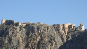 Anavarza nerede? Anavarza Ören Yeri'ne nasıl gidilir? Anavarza Ören Yeri tarihi ve özellikleri!