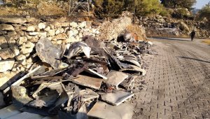 Yangın sonrası tabiatın dengesini sağlayan arılarda açlık tehlikesi