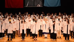 Diş Hekimliği Fakültesi'nde yeni akademik dönem başladı