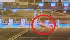 İzmir'de hakim kazada hayatını kaybetti: Kaza anları kamerada