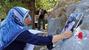 Oğlunun fotoğrafına her baktığında gözyaşlarına boğuldu, son isteği ise yürek yaktı