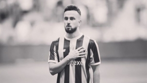 Sedat Şahintürk Adana Demirspor'dan ayrıldı! Şampiyon oyuncu kulübe veda etti!