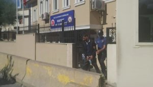 Şişli'de çaldıkları kartla alışveriş yaptılar, kıskıvrak yakalandılar