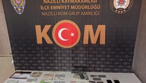 Vatandaşları dolandırmak istediler, polisin takibinden kaçamadılar