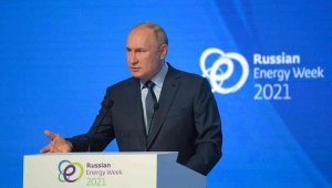 Putin: “Küresel düzeyde yaşanan enerji krizinde Rusya üzerine düşen sorumluluğu alıyor“
