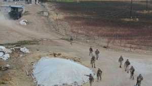 Sınırda göçmen kaçakçılarına eş zamanlı operasyon