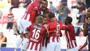 Sivasspor sahasındaki yenilmezlik serisini 5'e çıkartmak istiyor