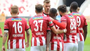 Sivasspor'da, Antalya maçı öncesi 1 eksik