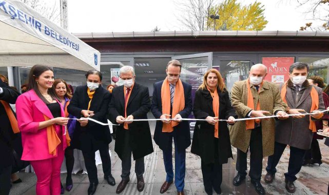Başkent'teki "Kadın Güçlenme Merkezi" hizmete açıldı