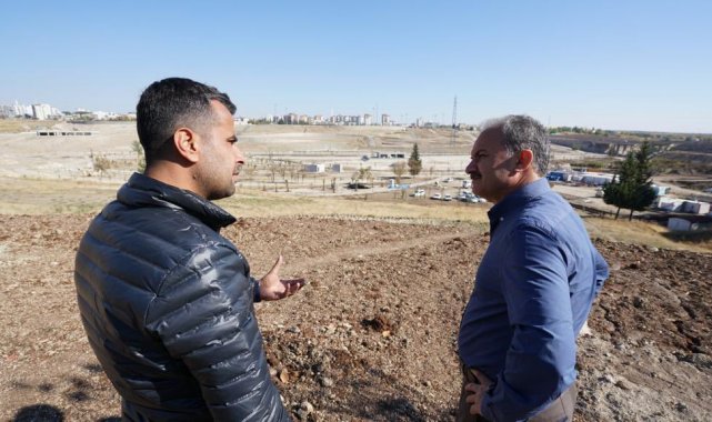 Kılınç, millet bahçesindeki çalışmaları inceledi