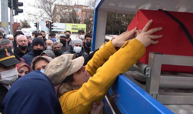 Jandarma Uzman Çavuş Sıhhiyeci Ayberk Soyutemiz son yolculuğuna uğurlandı