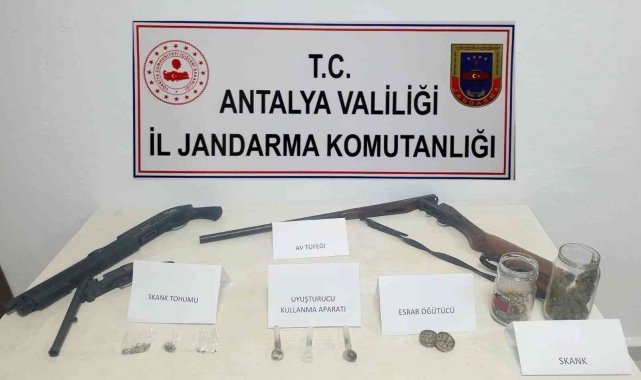 Kumluca'da uyuşturucu operasyonu