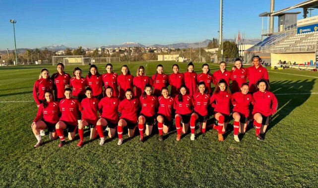 U19 Kadın Milli Takımı'nın hazırlık kampı başladı