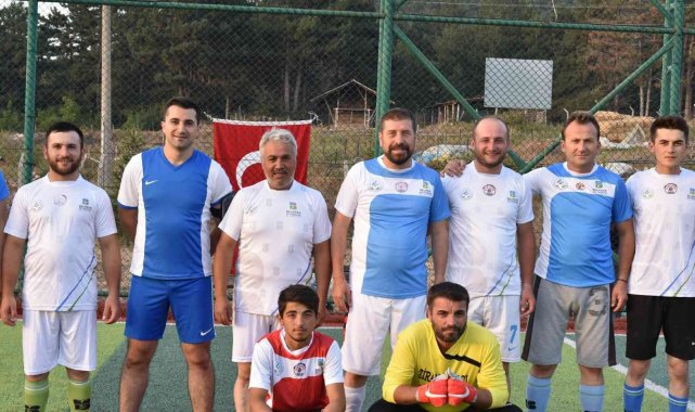 Yaylabayır'da gençler halı sahada buluştu