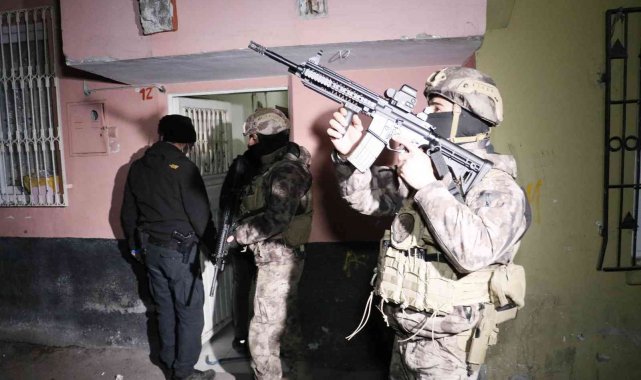 Adana'da 15 Şubat öncesi PKK'ya operasyon: çok sayıda gözaltı var