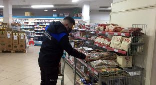 Sinop'ta zabıtadan temel gıda denetimi