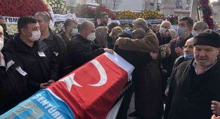 Usta sanatçı Arif Şentürk son yolculuğuna uğurlandı