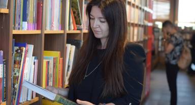 SETENAY URUÇ’UN KISA FİLMİ GILGAMIŞ TEMALI GEÇMİŞİN SESİ ÖDÜLLERİ SÜPÜRÜYOR