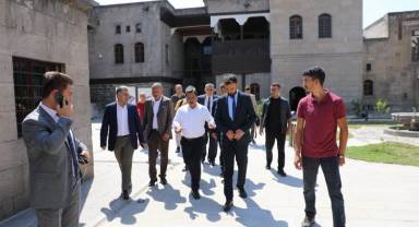 Kayseri Valisi'nden kültür turu