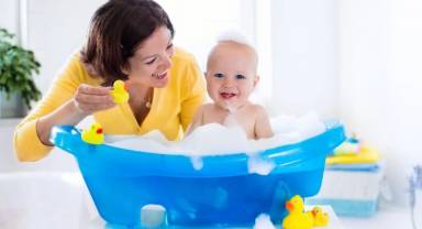 Bebek Bakıcısı Arıyorum