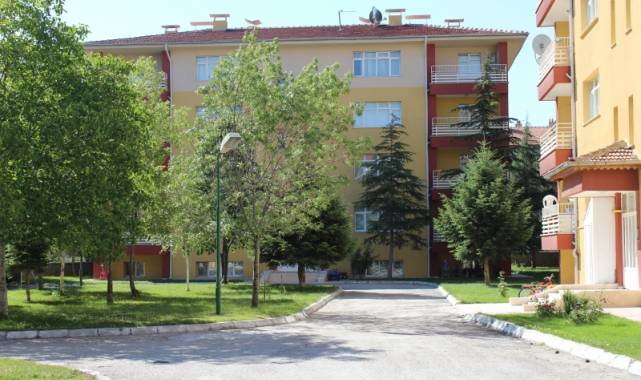 ISPARTA’DA DEĞERLİ KONUMDAKİ LOJMAN SATIŞI TEPKİ ÇEKİYOR